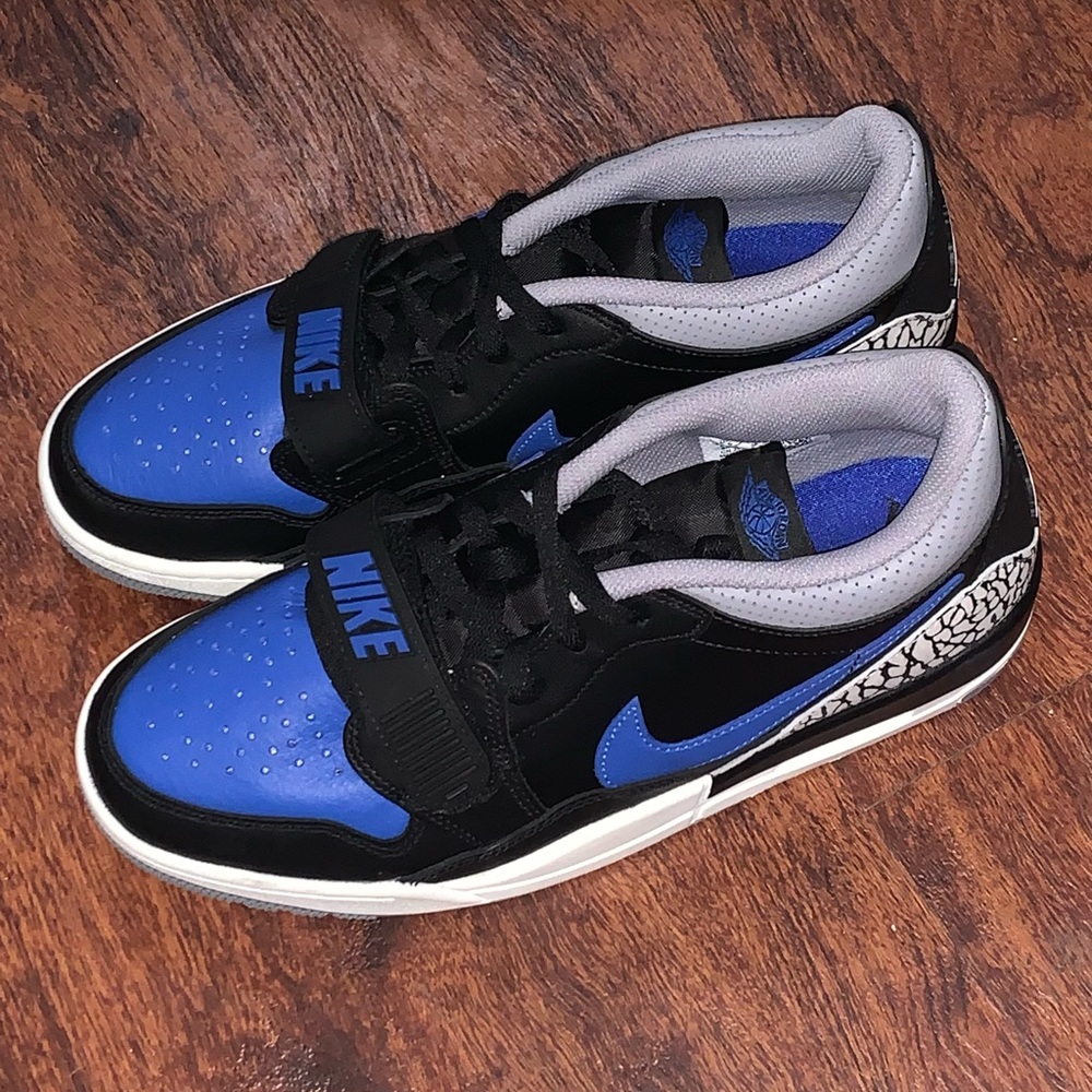 Jordan 321 size 11 - Picture 4 of 16